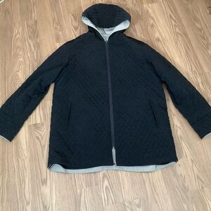 Vintage TALBOTS Women Jacket Size XL Black Quilted & Smooth Gray Reversible Zip